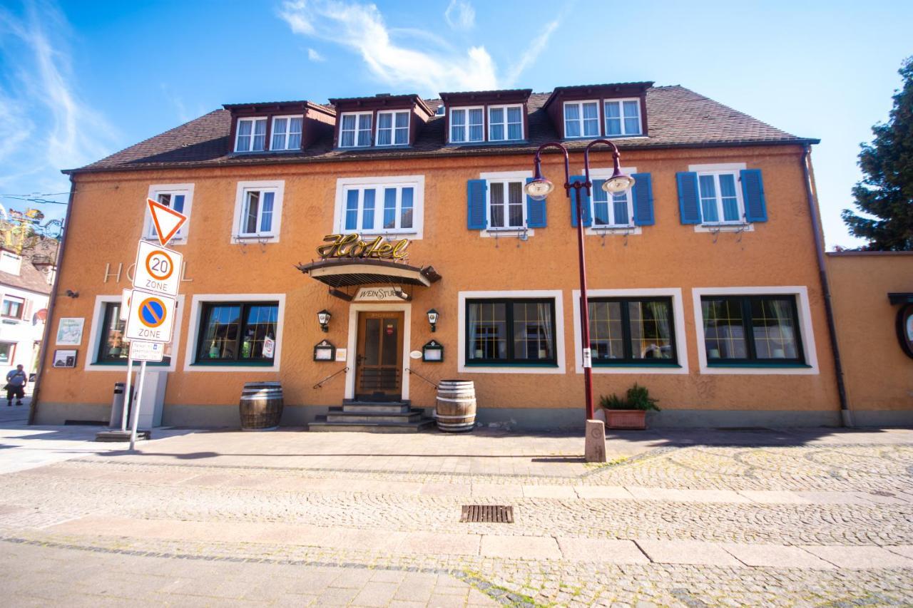 Kaiserstuehler-Hof Breisach Екстериор снимка